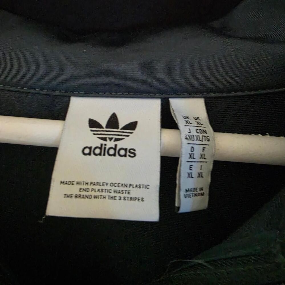 Adidas Men's Green Jumpsuit - Picture 2 of 3